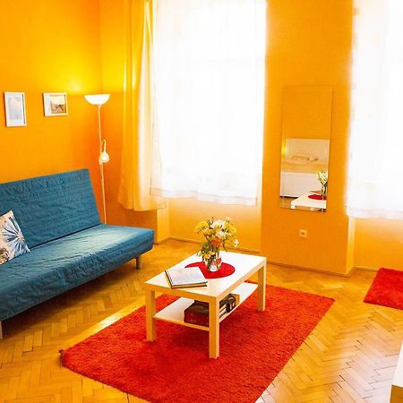 Lidicka Apartment Praha Bagian luar foto
