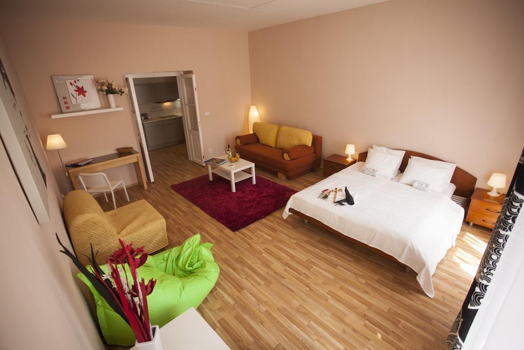Lidicka Apartment Praha Bagian luar foto